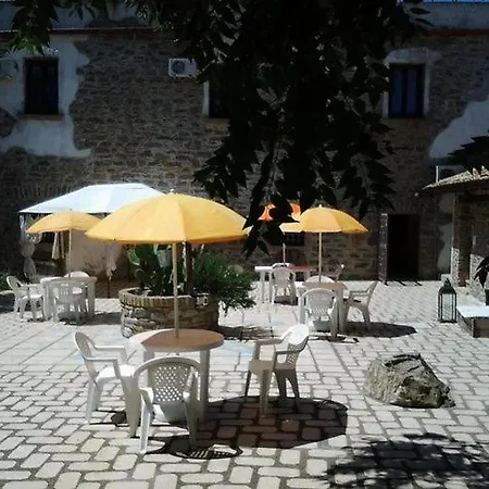 Il Casale Dei Fichi D'India * Piano di Santa Laura